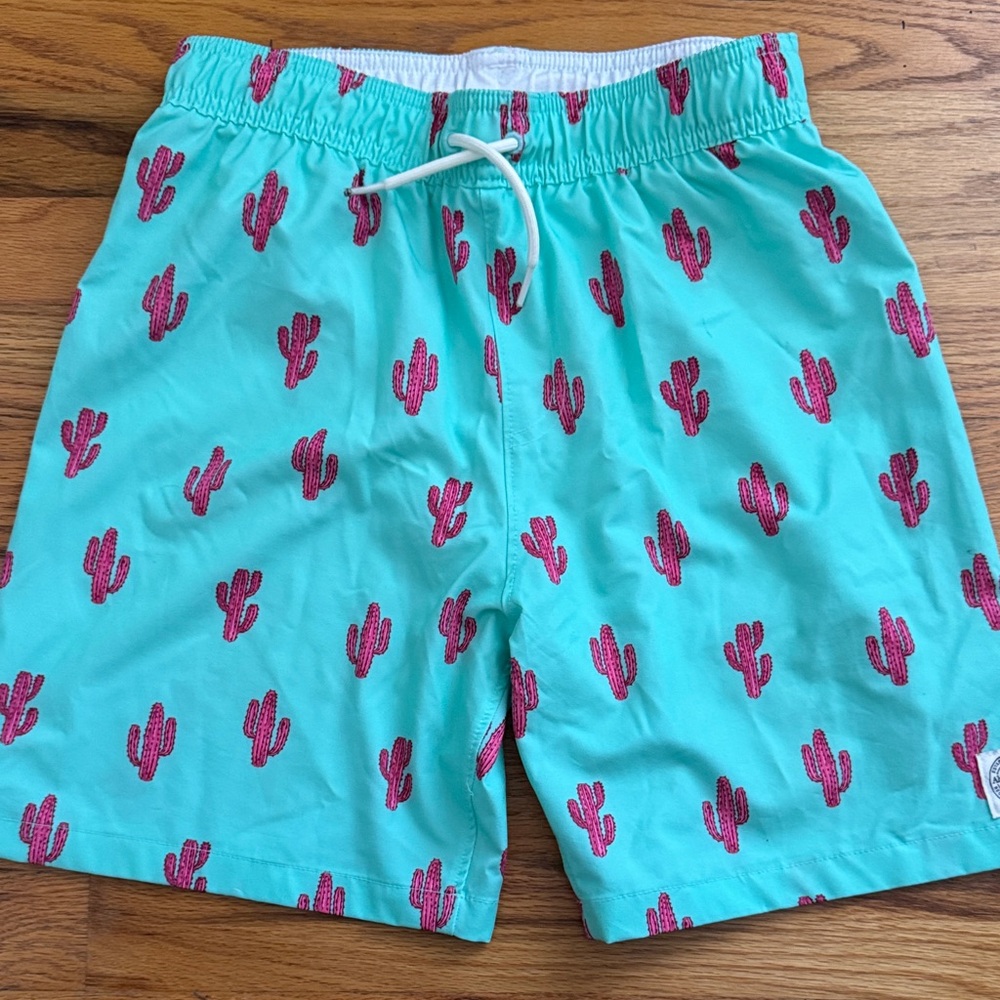 Abercrombie Kids Boys Swim Shorts - Lot of 4 (Flamingo, Cactus, Palm Patterns) - Picture 4 of 7